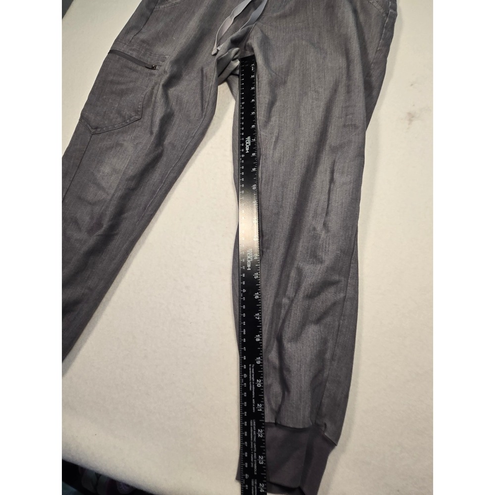FIGS Jogger Scrub Pants Womens Medium Grey Technical Stretch Cargo *see notes - Picture 2 of 7